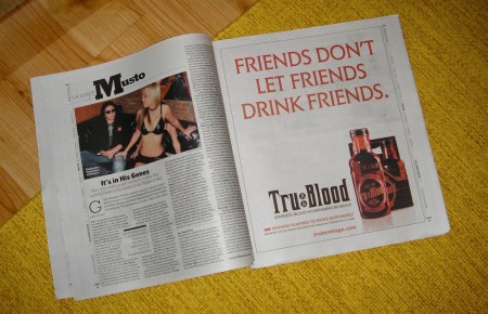 una pagina pubblicitaria per il lancio della serie televisiva True Blood attraverso la propaganda della omonima bibita a base di sangue sintetico