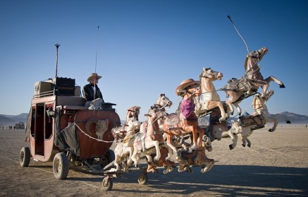 Carrozza mutante al Festival Burning Man 2011, Black Rock Desert, Nevada