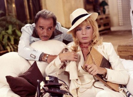Monica Vitti e Ugo Tognazzi sul set del film "L'Anatra all'arancia" MONICA VITTI con Ugo Tognazzi sul set di L-anatra all-arancia