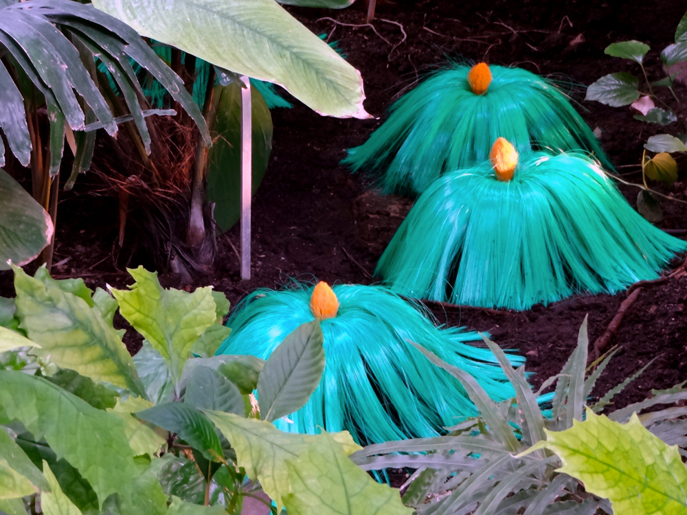 Uno scorcio della installazione Hybridations di Alexis Tricoire al Jardin des Plantes - Carefully selected by Gorgonia www.gorgonia.it